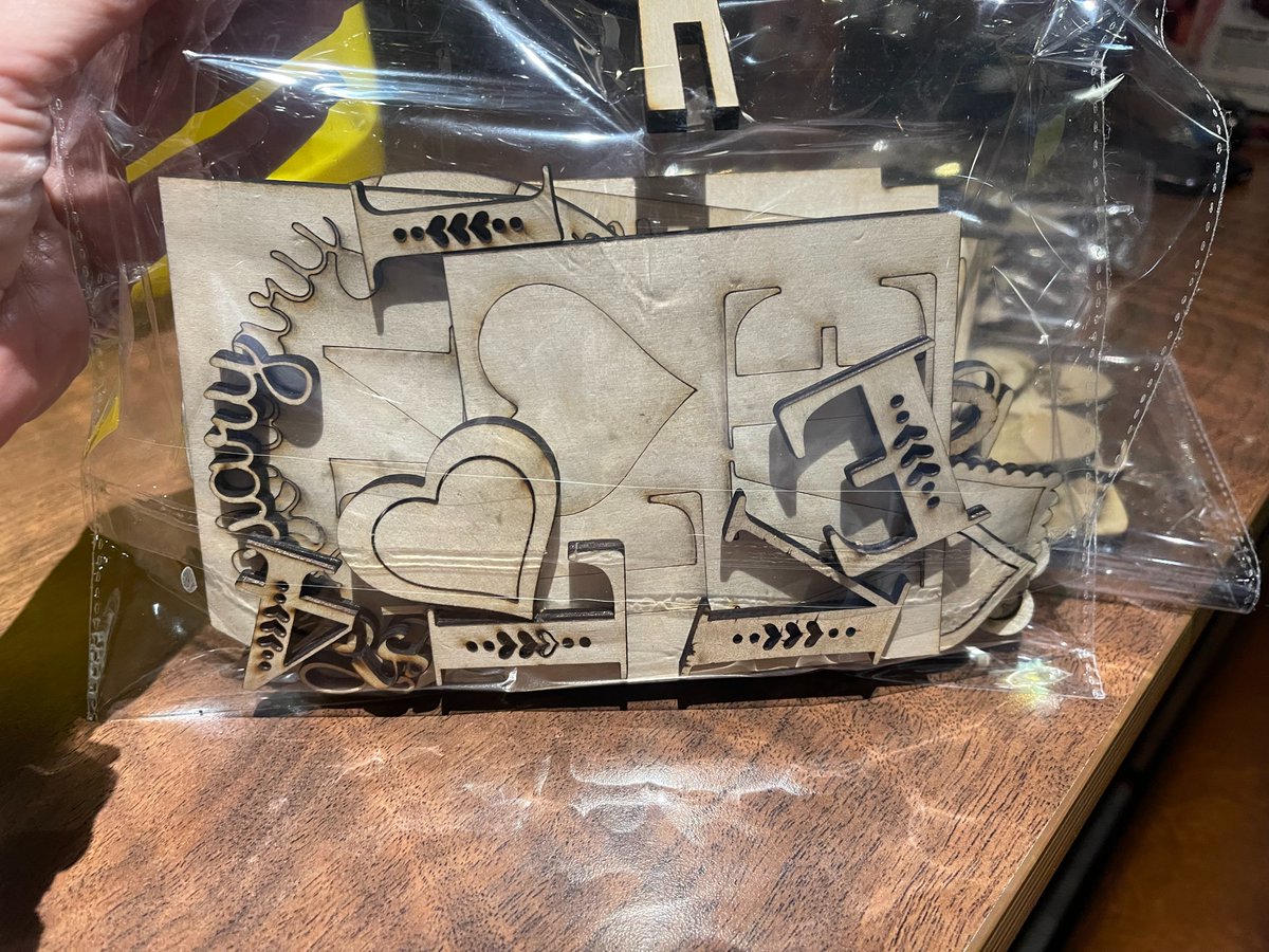 BeautywSteph's tweet photo. Look what is on the weekend agenda! This inserts fits on either base truck 🛻(either with a box or without) or bread board . And then another Valentine word block ❤️ #weekendprojects #weallcrafty #woodworking https://t.co/IBF3PaY7OG