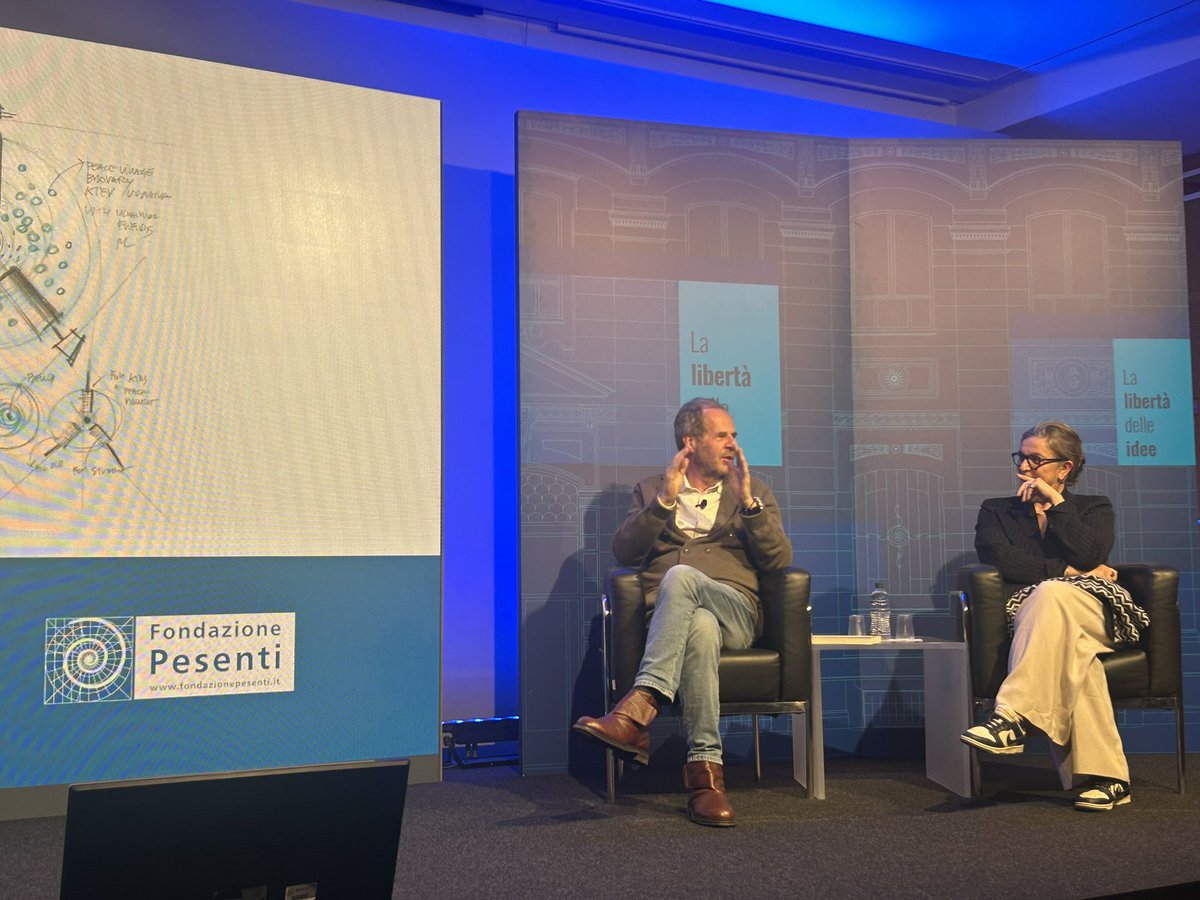 “Ci sono strumenti di conoscenza senza paragoni con il passato” evidenzia <a href="/MarioCucinella/">Mario Cucinella</a>. Il tema è come utilizzarli al meglio per il vivere del futuro.