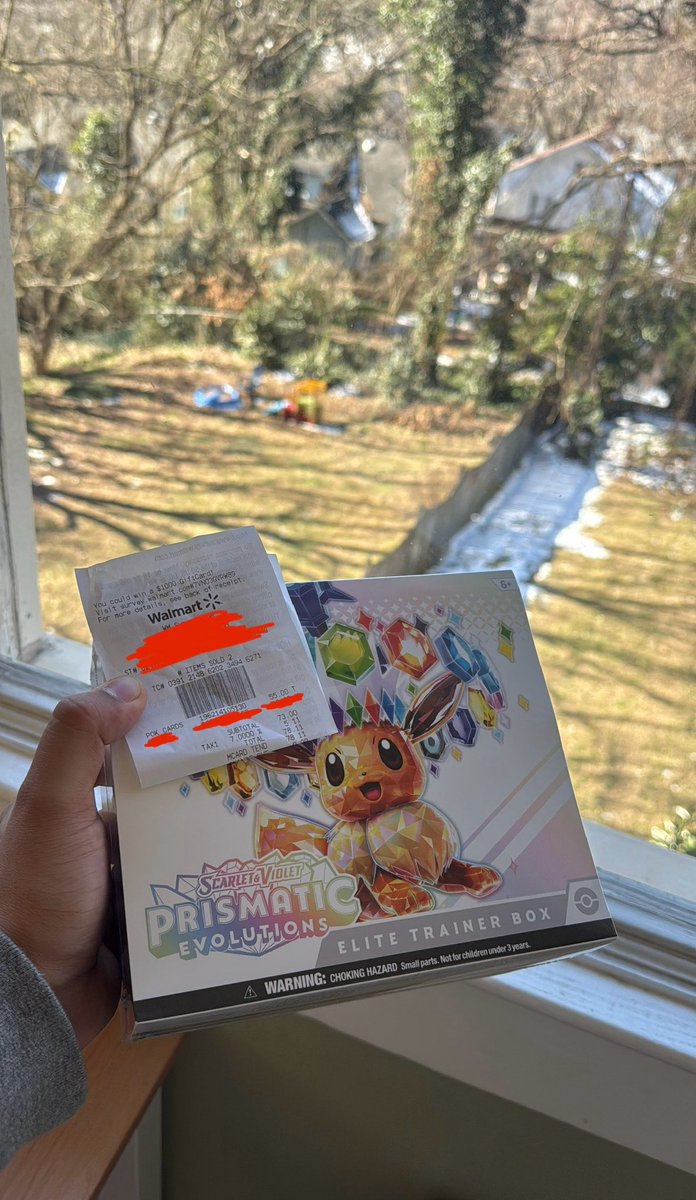 Carlosburger_'s tweet photo. @PokemonDealsTCG Went to Walmart and arrived just in time as they were restocking. So glad I got at retail, these resell prices are no joke. Thanks for the heads up!! https://t.co/IEc9oL7bbF