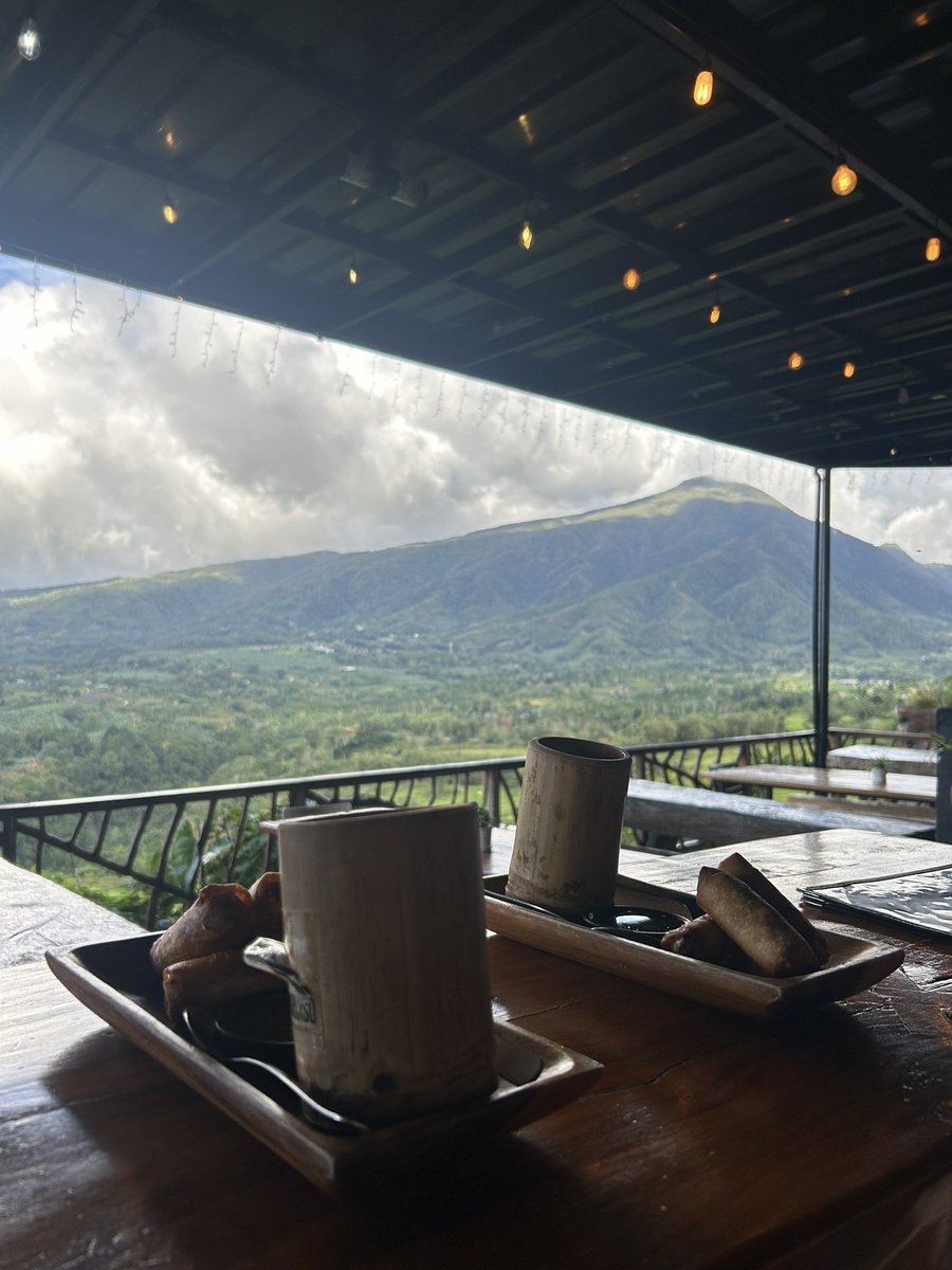 whereisherb's tweet photo. Bukid life https://t.co/QbLdqDS9Ss