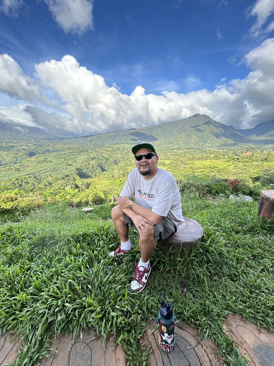whereisherb's tweet photo. Bukid life https://t.co/QbLdqDS9Ss