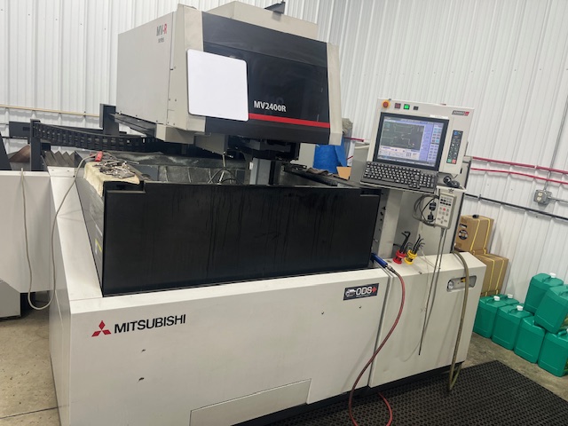 EdgeUpdate's tweet image. Mitsubishi MV-2400R wire EDM
stk# 11291, New in 2015, Under power and ready for inspection.  sales@edgemachinetools.com