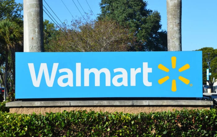 Corp DEI initiatives are essential to breaking down systemic inequities and good for business. Investors urge Walmart $WMT to ignore political and online bullies and manifest its goal to foster “belonging, diversity, equity and inclusion”. Read the letter: bit.ly/3Pz3CZ9