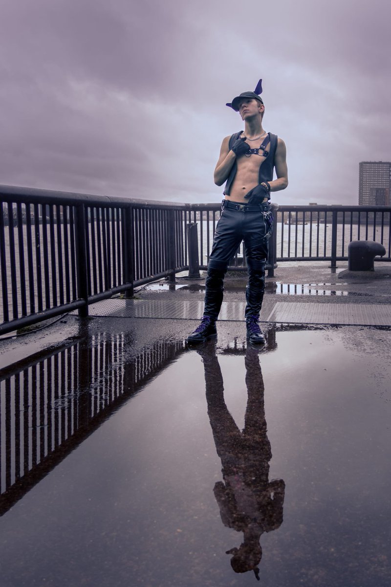 Hey, what you looking at ? 😏💜

📸<a href="/br1985again/">John</a>