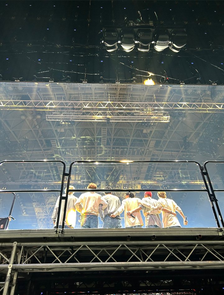 Teramamak's tweet image. 地上波で画面いっぱいにWATWING📺
最高に幸せな30分だった💕
25日の本編が楽しみ！
#WATWING
#GETEMBACK 
#TBSチャンネル1