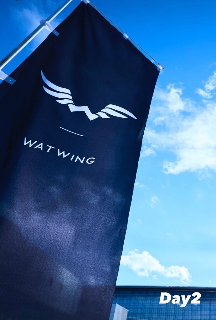 Teramamak's tweet image. 地上波で画面いっぱいにWATWING📺
最高に幸せな30分だった💕
25日の本編が楽しみ！
#WATWING
#GETEMBACK 
#TBSチャンネル1