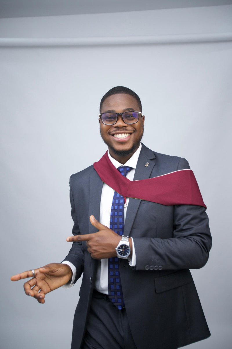 Honeybaggyo_'s tweet photo. Allow me to reintroduce myself: 
Kevin Omojate Darlington, BSc (Finance), AAT, ACA, Second Class Upper Division (4.13cgpa)
#UNILAG2024Convocation https://t.co/YiUC1ZdDgb