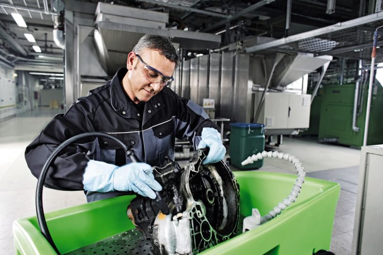 MEWA: Mewa-Teilereiniger für einen systematischen Einsatz - Produktivität und Nachhaltigkeit in der Teilereinigung industrie-schweiz.odoo.com/r/FVm