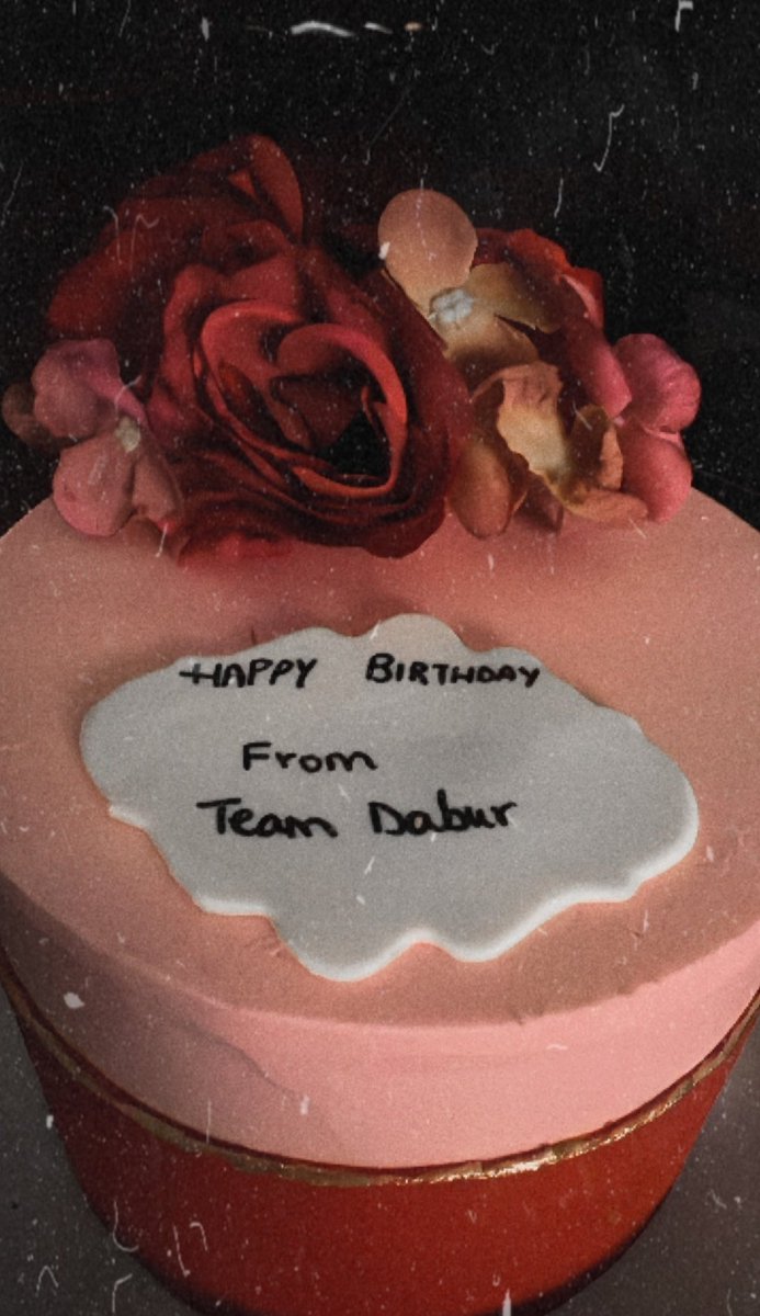 lions_moonstone's tweet image. The way #daburamla team always appreciates and wishes ayeza well💕✨
#ayezakhan #humraaz