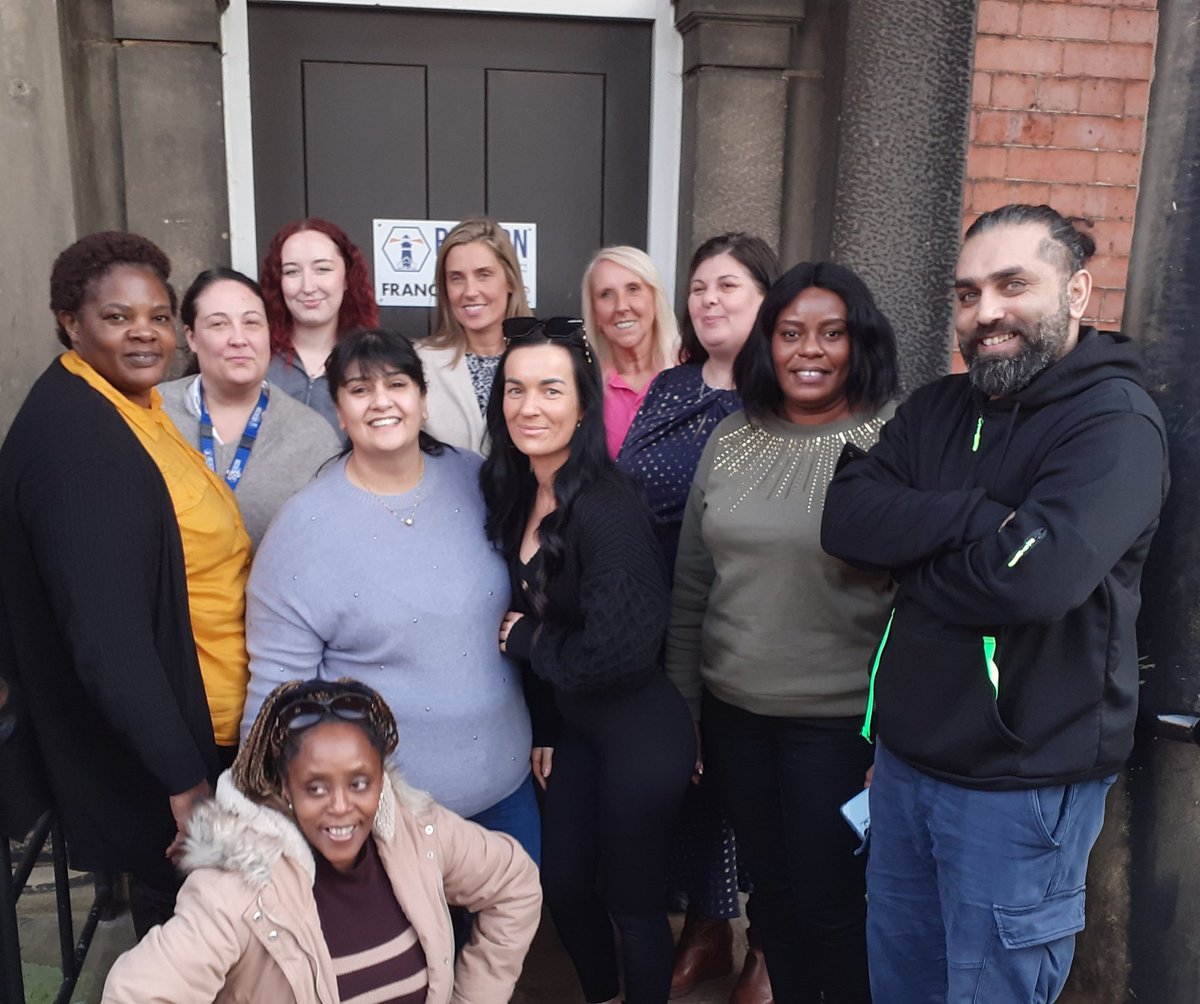 BeaconSeniorLeader (@teambeacontla) on Twitter photo A big farewell to Amna as she leaves beacon and front line work after 18 years. Thank you for your inspirational work we will miss you. <a href="/TLA_ISEsBeacon/">Beacon-Leeds-ISEs</a> <a href="/TLivesAround/">Turning Lives Around</a> A big farewell to Amna as she leaves beacon and front line work after 18 years. Thank you for your inspirational work we will miss you. <a href="/TLA_ISEsBeacon/">Beacon-Leeds-ISEs</a> <a href="/TLivesAround/">Turning Lives Around</a>