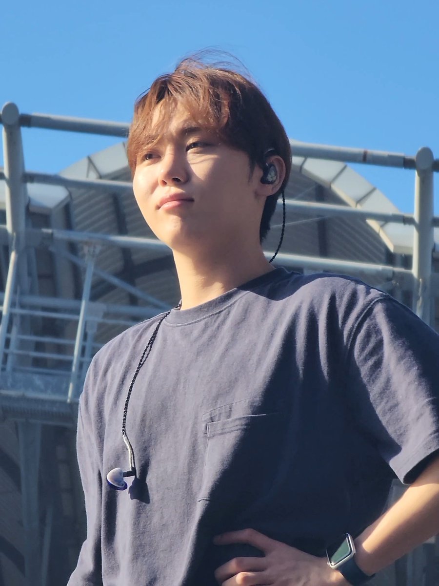 itzcaratdeul_'s tweet photo. my barricade moment last FTB 🫶🥹 it was so surreal waahh ✨️ https://t.co/3N77QkcM1a