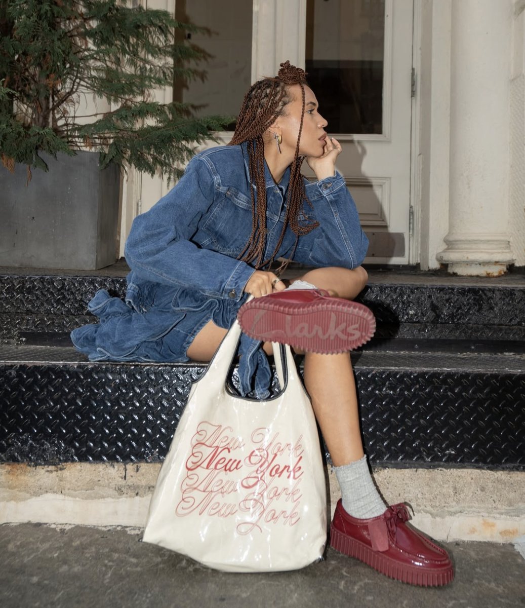 ChurchillSquare's tweet image. On-trend comfort, are into 2025 in this years must-haves, with @clarksshoes. ✨💫

#ClarksShoes #ChurchillSquare #OnTrend #StyleAndComfort