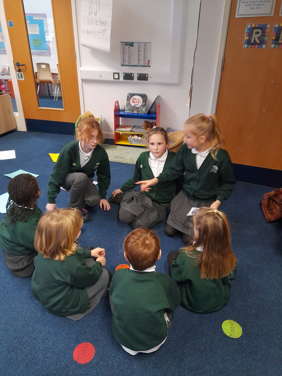 Starting their 'Get Active' topic this term, the Phubky Ambassadors at <a href="/minster_c/">Minster C.E. Primary School Warminster</a> are trailing the Healthy Movers scheme with Recption. Here they were getting ready to jump over planets and sunbathing, ready to leap into action. <a href="/PhunkyFoods/">PhunkyFoods</a> <a href="/wiltscouncil/">Wiltshire Council #WiltshireTogether</a>