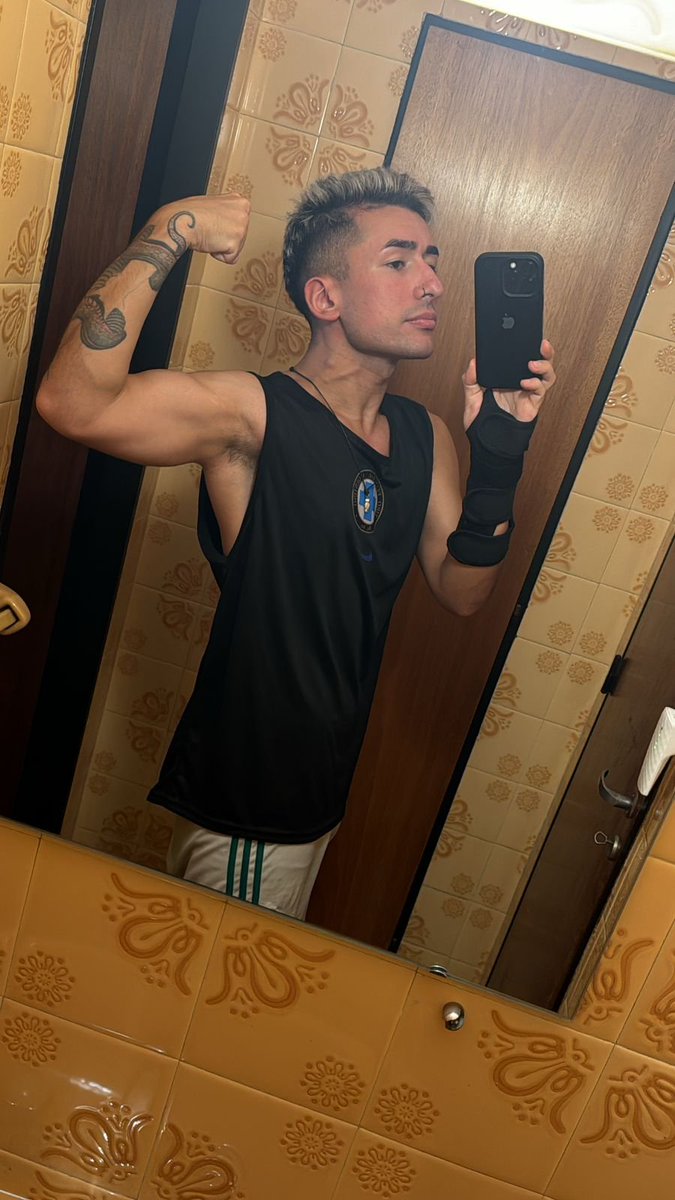 Neocxela 🧱 tweet media