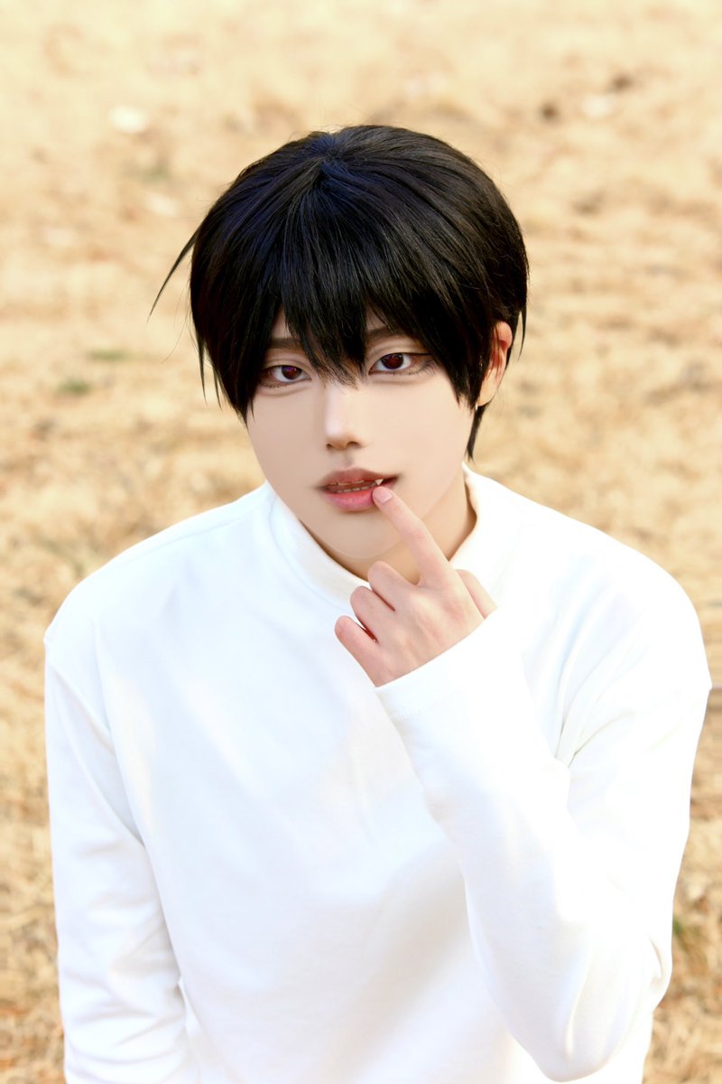 우리도 그거 해보면 안돼?
입술 마주보는 거.

#에이스테 #alienstage #ivan