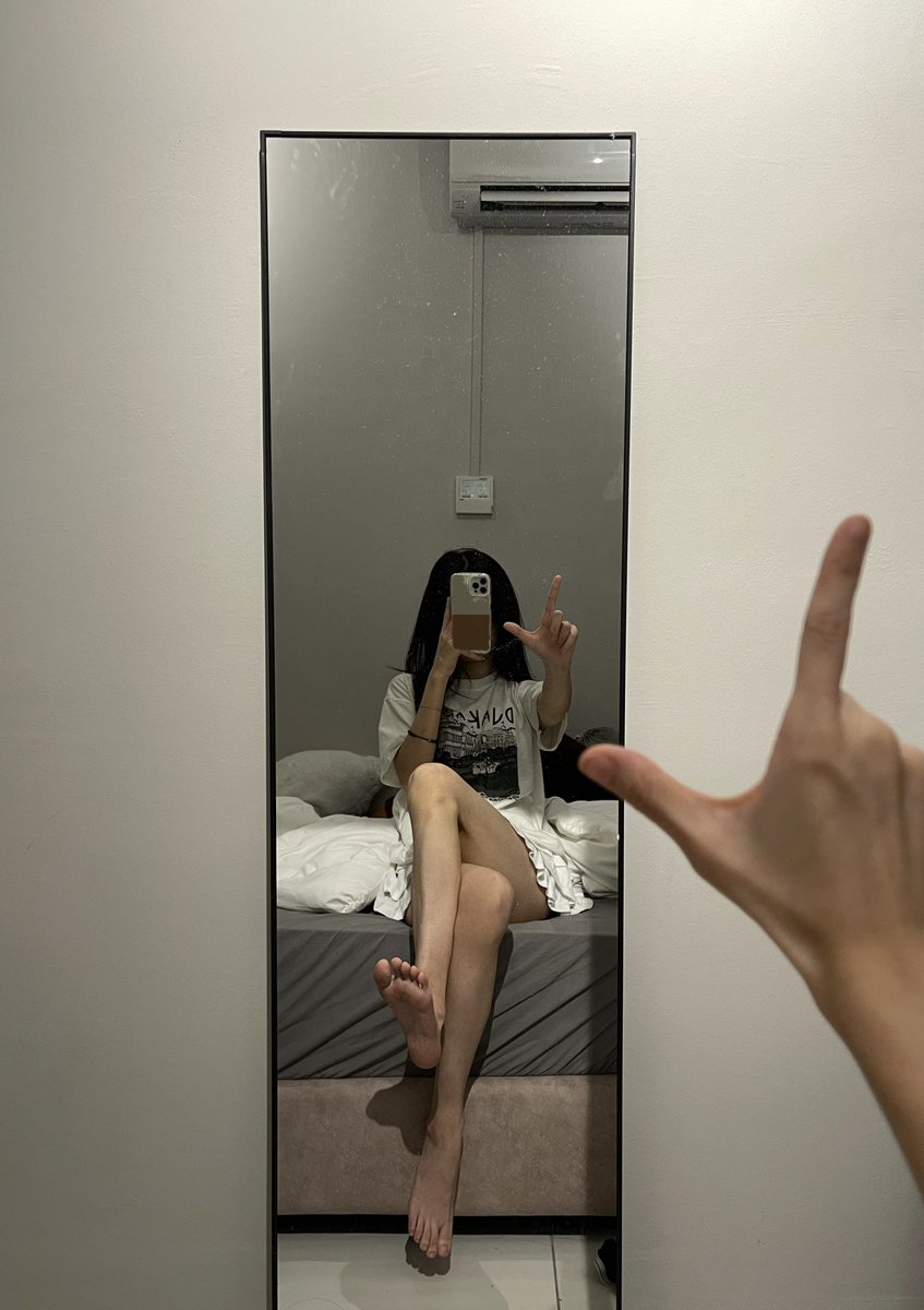 vina tweet media