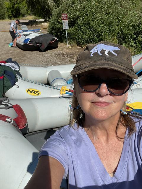 kimhornsby's tweet image. Tomorrow I fly to the big screen premiere of my first feature film as Writer/Co-producer! 🥳🥳🥳

Indie Filmmaker, Producer, Distributor @erichcannon didn't have to arrange a theatrical showing for cast &amp;amp; crew to gather &amp;amp; watch, but he did ✅

He also didn't have to mentor me as…