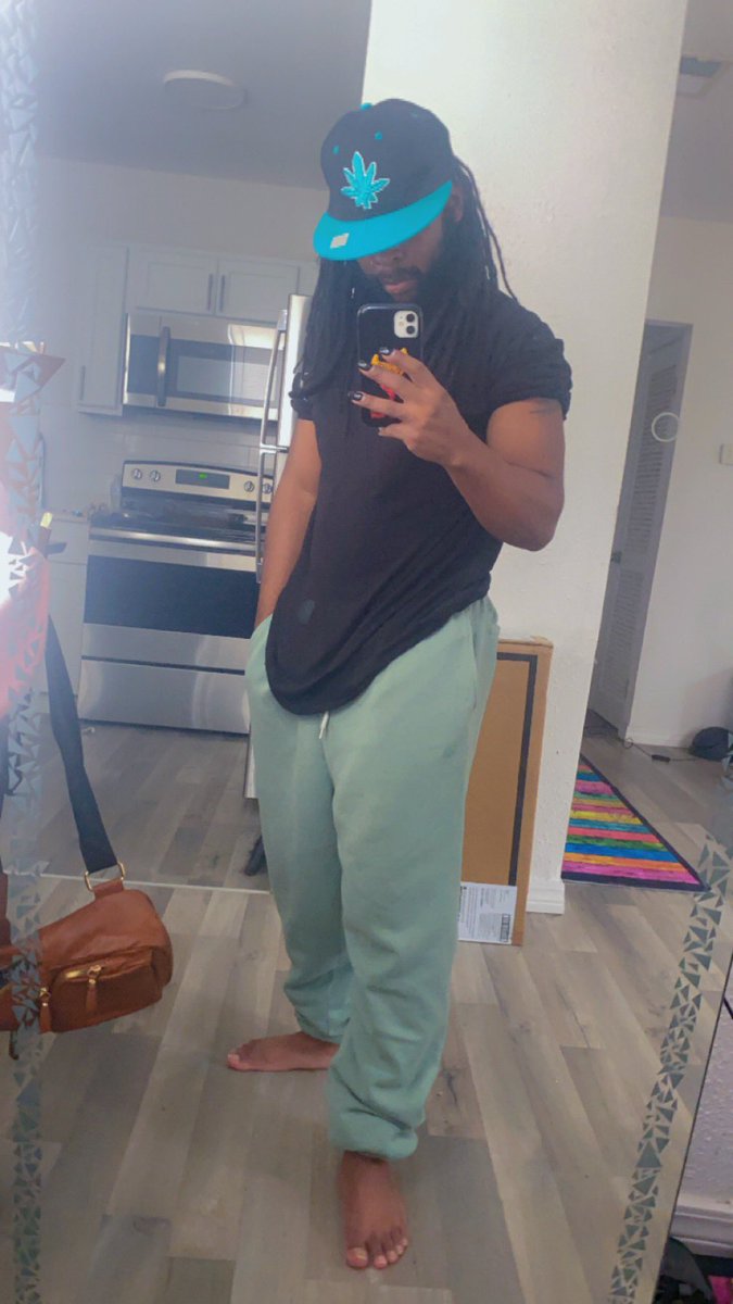 chocolateebody's tweet photo. Bae said I looked beautiful 😘😘😘 @iillyriaa https://t.co/RW5YFRfDo1