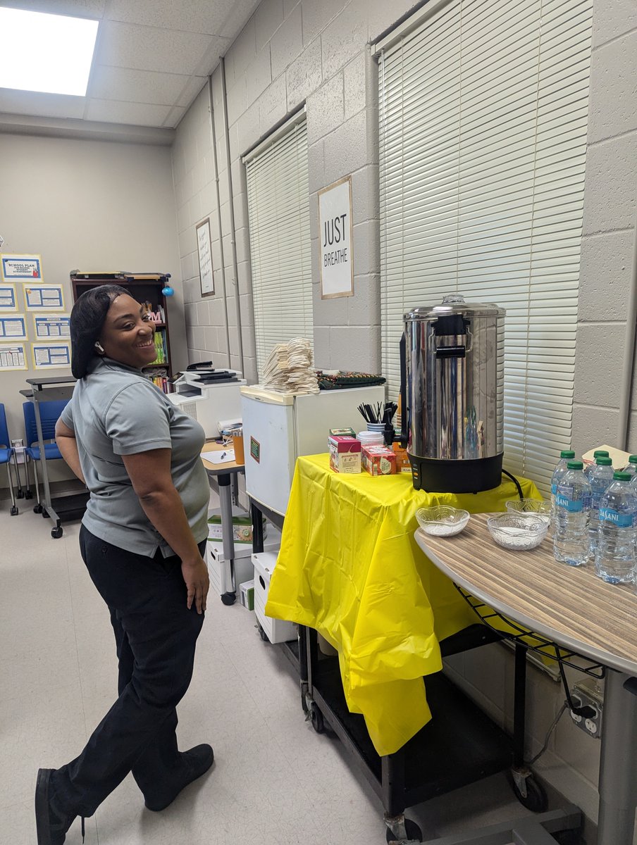 APSFLSTRONG's tweet photo. Thank you to everyone who joined our Sips &amp; Self-Care Day! A wonderful moment of #StaffEngagement with custom teas, self-care gifts, and inspiration to recharge. You deserve it! #FLStrong #FullSTEAMAhead #ParentCenter #SunshineCommittee #TeacherWellness https://t.co/dbXdbucF6w