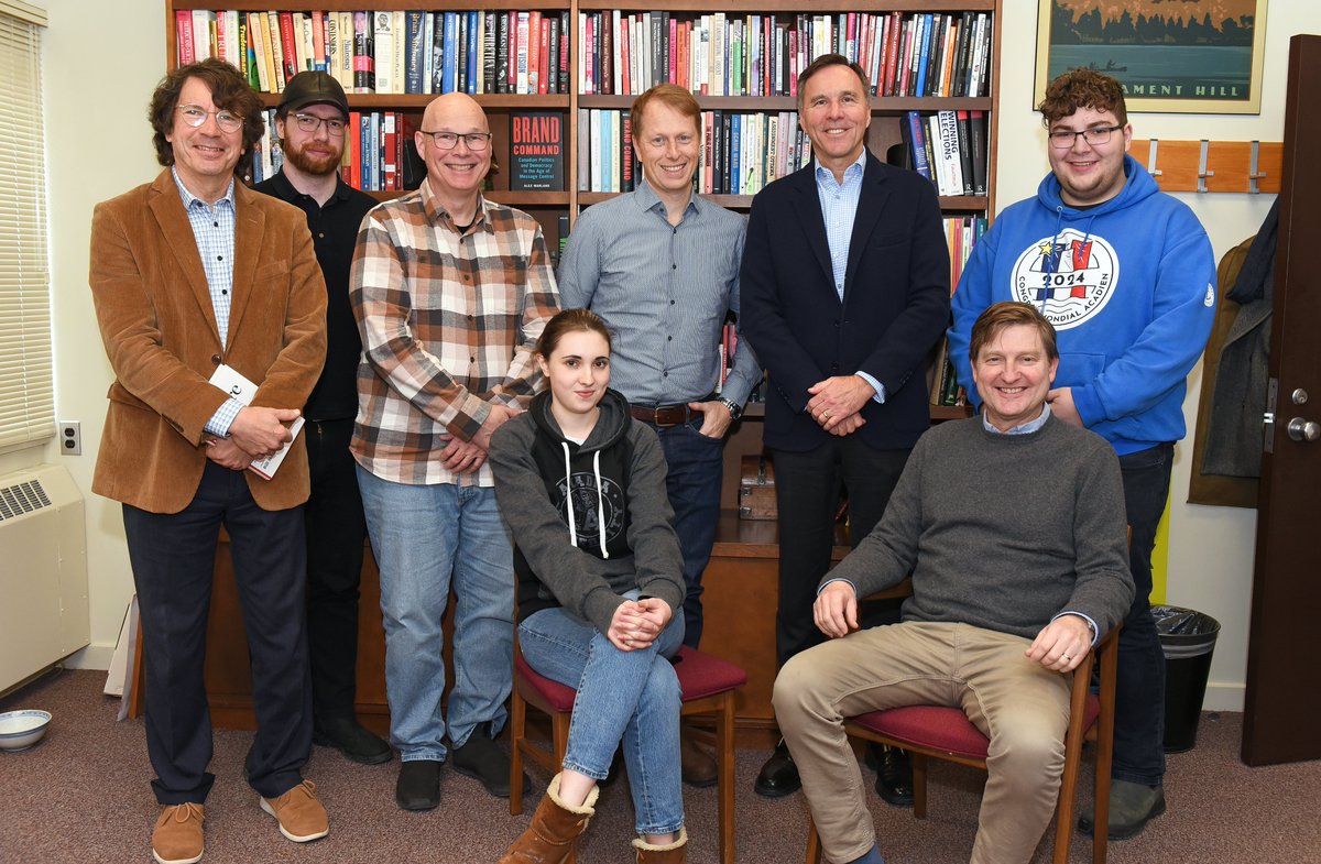 Alex Marland (@alexjmarland) on Twitter photo Great conversation in class today with the Hon. Bill Morneau in my Leaders & Cabinets in Canada course at <a href="/AcadiaPolitics/">Acadia Politics</a>! #cdnpoli Great conversation in class today with the Hon. Bill Morneau in my Leaders & Cabinets in Canada course at <a href="/AcadiaPolitics/">Acadia Politics</a>! #cdnpoli