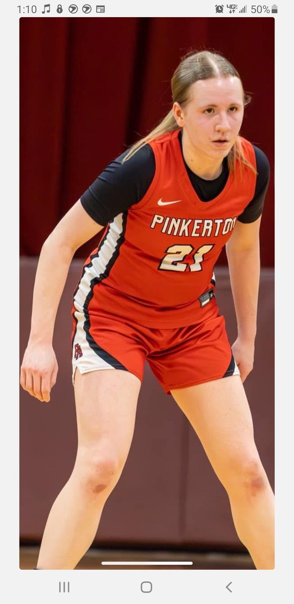 C/o 2026 5foot10 wing <a href="/BrookeBenz6/">Brooke Benz</a> from Pinkerton Academy has been on a tear as of late going for 17pts 7rbs vs Bedford last week and 15pts 13rbs last night Vs BG . Junior wing gets its done on both ends of the floor . Can defend multiple positions.  Elite offensive rebounder .