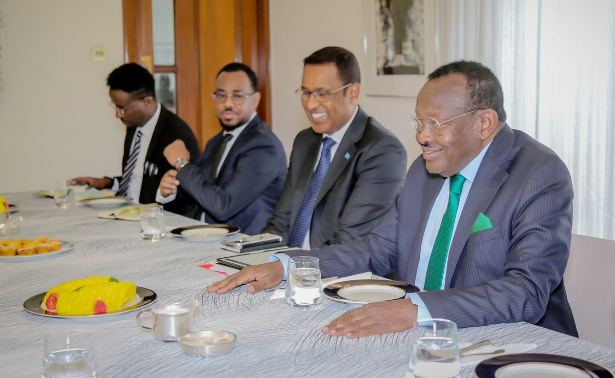 BashirMJ's tweet photo. I had the pleasure of meeting H.E. Ambassador Pirkka Tapiola of @FinlandinSom. Our discussions were highly productive, focusing on enhancing the cooperation between Somalia and Finland in addressing pressing environmental and climate change challenges. 1/4 https://t.co/stibU8aqjI