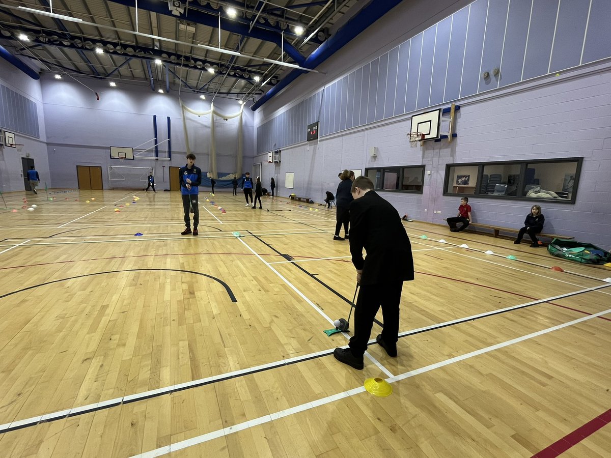 PCABlackpool's tweet photo. Some of our KS3 pupils enjoyed a fantastic PE lesson at St Mary’s today, which was delivered by their ‘Young Leaders.’ They learnt all about how to play golf and tried lots of different activities to help master these new skills ⛳️🏌️ @SMCA_PE @SeaViewTrust https://t.co/46iJDgLHYC