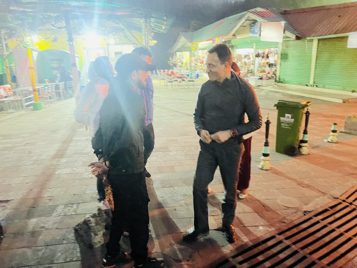 misrufmanish's tweet photo. @JitinPrasada it was our privilege to meet you sir and have a wonderful and thoughtful conversation. https://t.co/OmAgYGcvRk