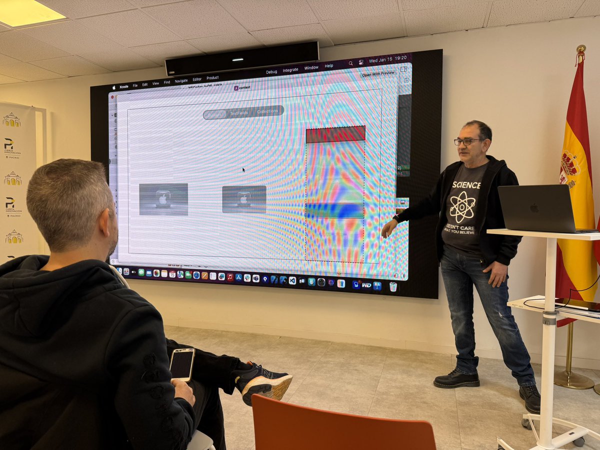 nscoder_mad's tweet image. Arrancamos la segunda parte de la charla sobre tvOS con el gran @Pmunoz08 en @Puerta_Inno