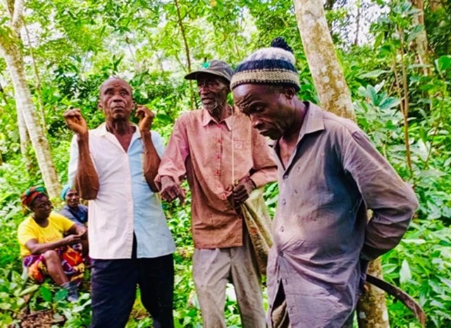 ECODIT (@ecodit_llc) on Twitter photo Congrats to Wanwoma & Lower Rankollie communities in Lofa County, #Liberia, for ending a 10-year land dispute! 🎉They used alternative dispute resolution, with support from the <a href="/USAIDLiberia/">USAID/Liberia</a> Land Management Activity. “Let’s remember we are one family,” said an elder. Congrats to Wanwoma & Lower Rankollie communities in Lofa County, #Liberia, for ending a 10-year land dispute! 🎉They used alternative dispute resolution, with support from the <a href="/USAIDLiberia/">USAID/Liberia</a> Land Management Activity. “Let’s remember we are one family,” said an elder.