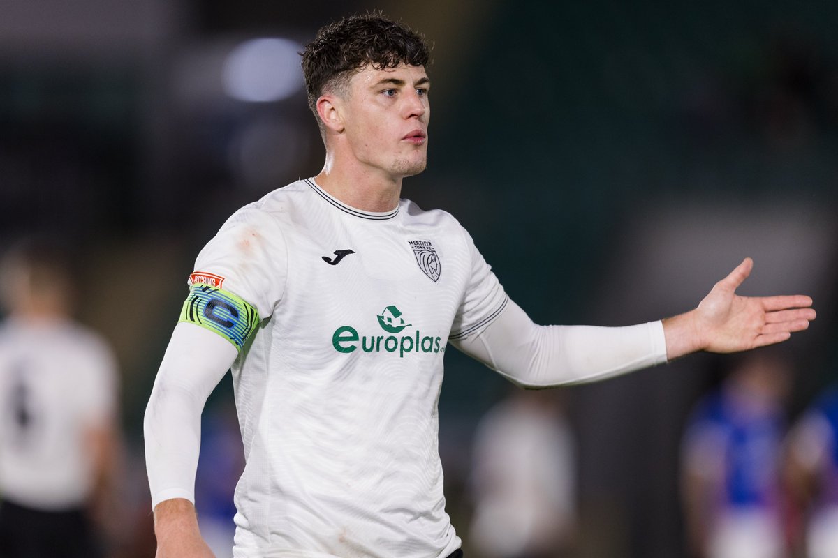 Y Clwb Pêl-Droed tweet media