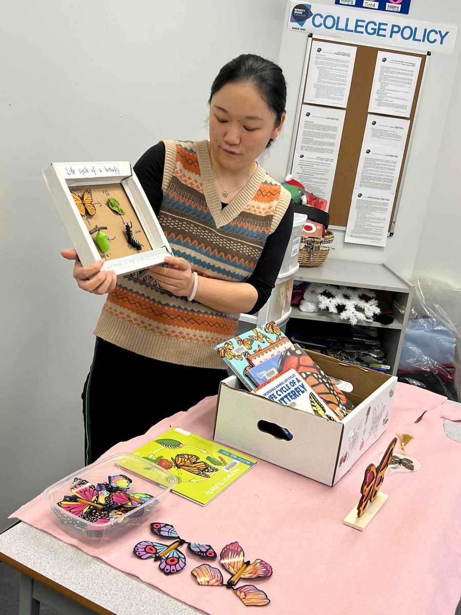 sprottshaw's tweet image. Our Early Childhood Education students recently completed a creative project at our Surrey campus, designing sensory bins for children aged 3-5. 📚

Lean more about this program here: bit.ly/4fsEBKp

#sprottshawcollege #educators #eceprogram #learnmore #likes #education