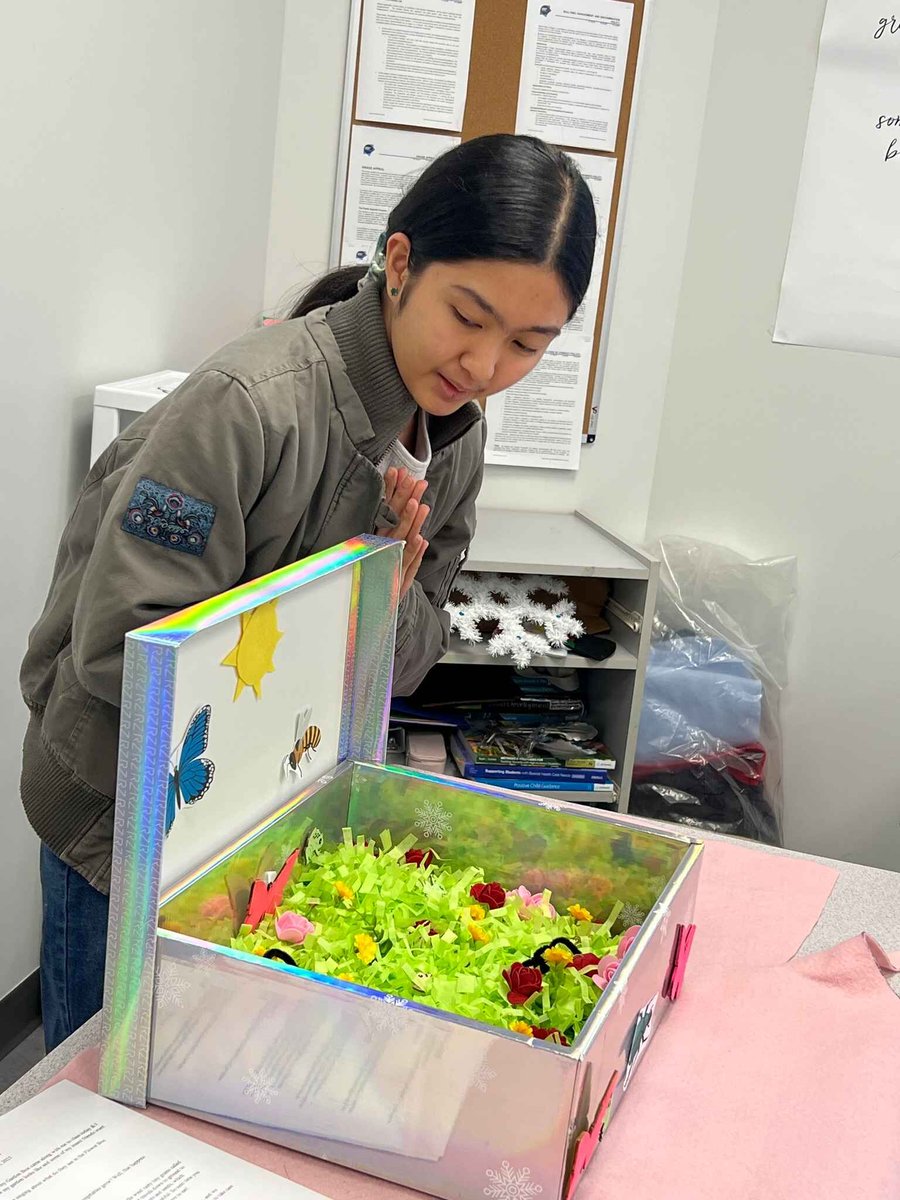 sprottshaw's tweet image. Our Early Childhood Education students recently completed a creative project at our Surrey campus, designing sensory bins for children aged 3-5. 📚

Lean more about this program here: bit.ly/4fsEBKp

#sprottshawcollege #educators #eceprogram #learnmore #likes #education