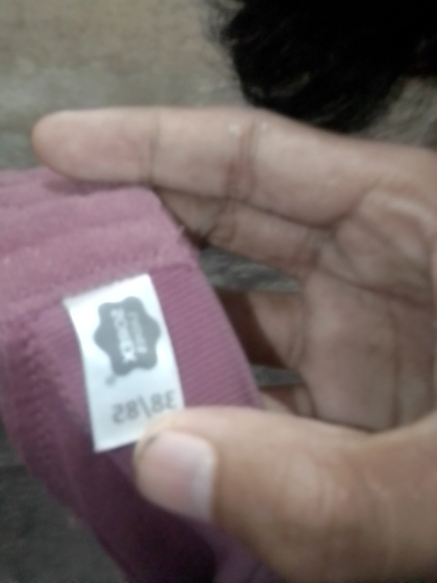 Harumnyo keringat sama bau meki nya🤤💦