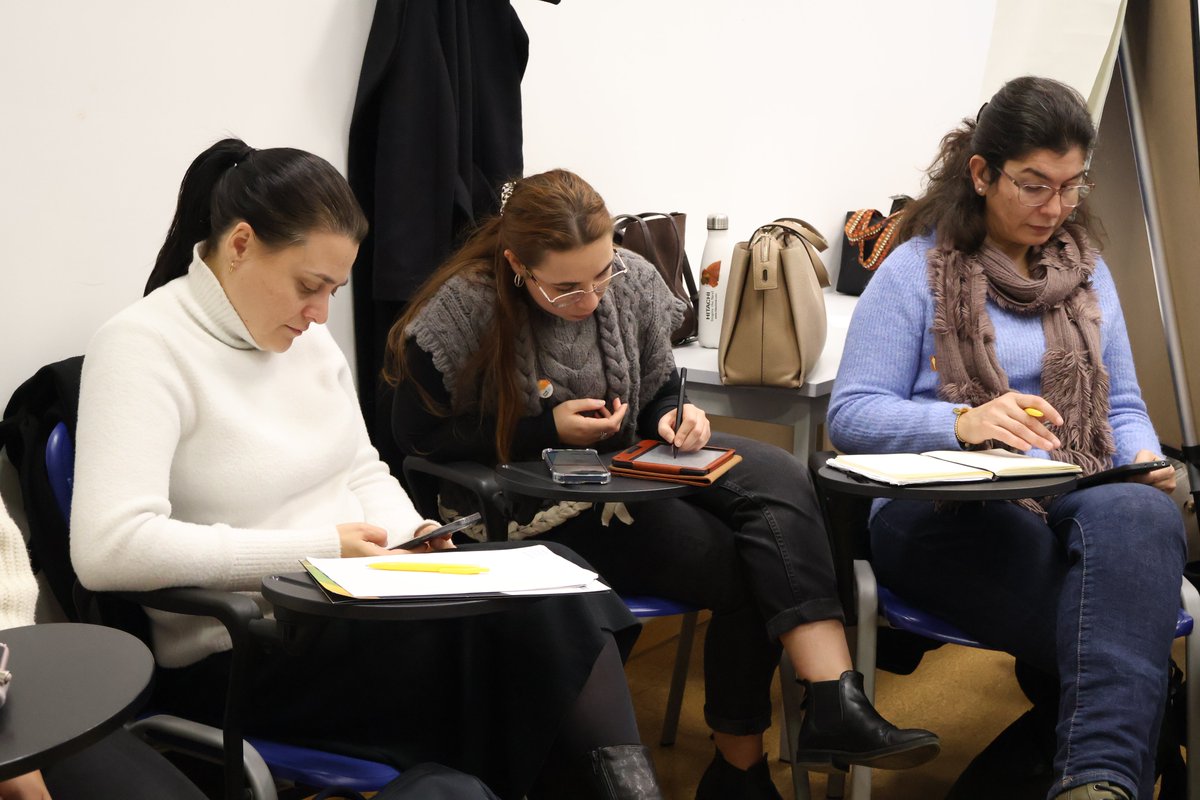 We ended the day with:
#BPSO as an essential strategy for excellence in Nursing at ESSATLA #RNAO
<a href="/DorisGrinspun/">Dr. Doris Grinspun 🇨🇦 RN, PhD, FAAN, O.ONT</a> <a href="/AmaliaSilvaG/">Amalia Silva</a> <a href="/AtlanticaBarcar/">Atlântica - Escola Universitária</a> <a href="/RNAO/">RNAO</a>