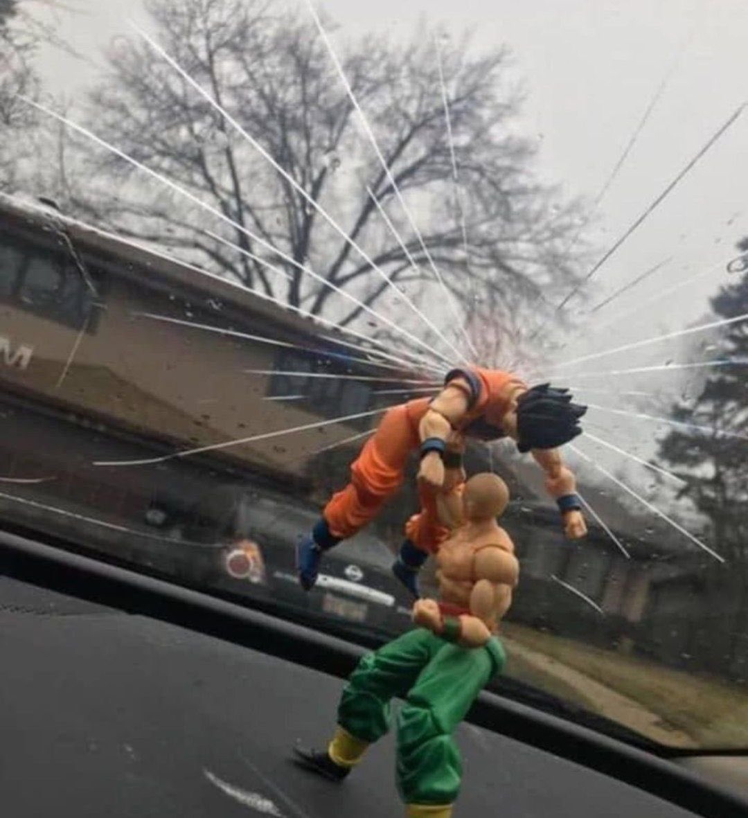 RogueAutoGlass's tweet image. Someone goes super Saiyan on your windshield? We can help fix that! 321-353-4877