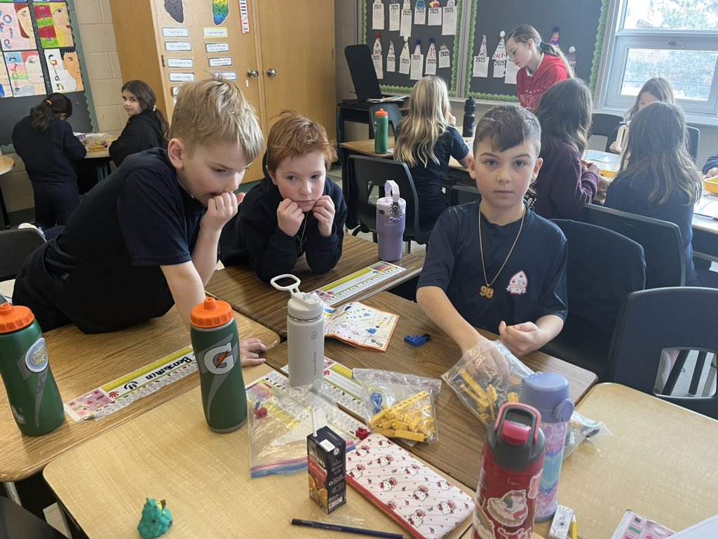 eqaogirl's tweet photo. More simple and complex machines @StTimothyHCDSB https://t.co/JbALKF8lX7