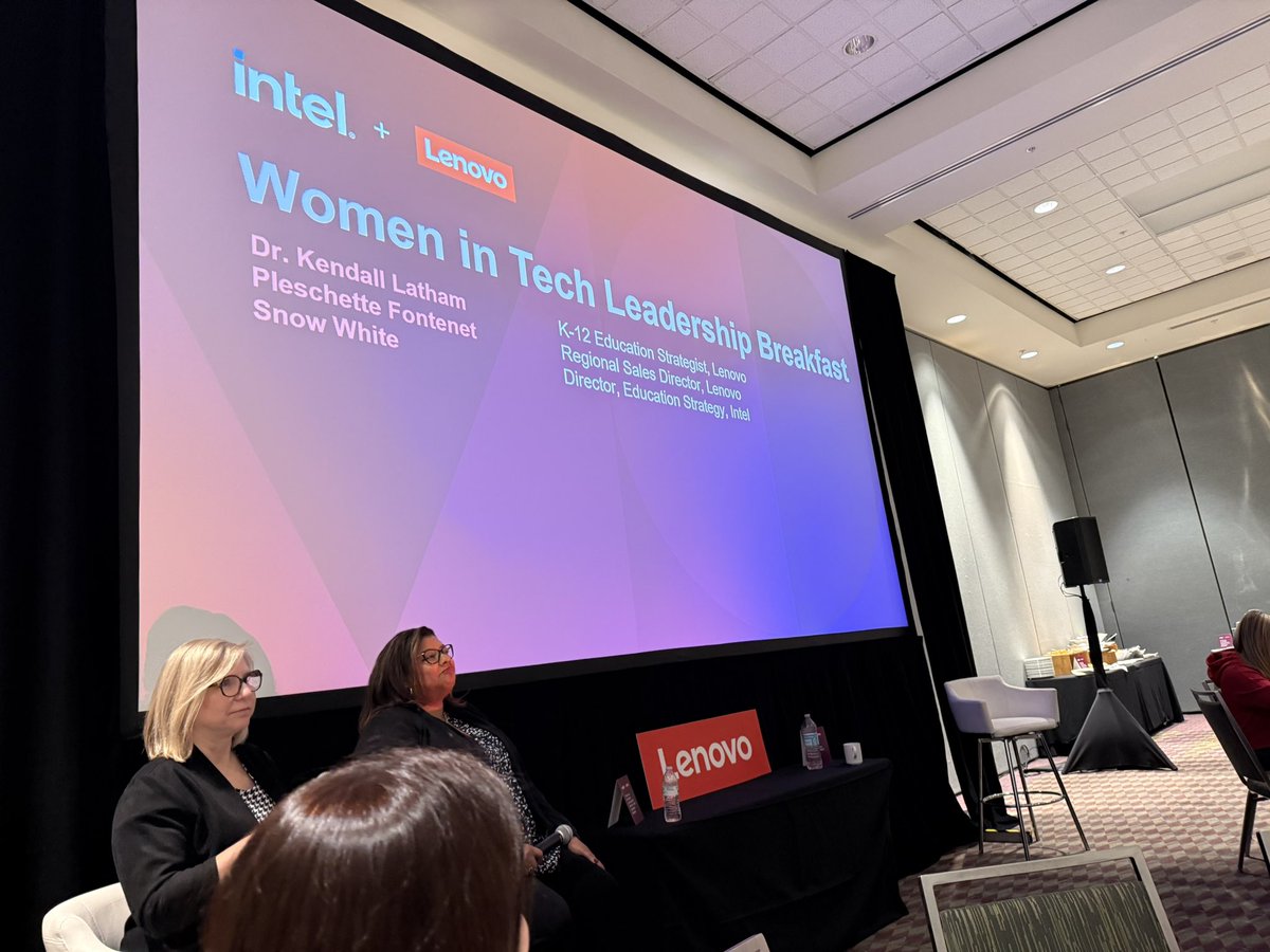 𝕃𝕚𝕟𝕕𝕤𝕒𝕪 𝕊𝕞𝕚𝕥𝕙 tweet media