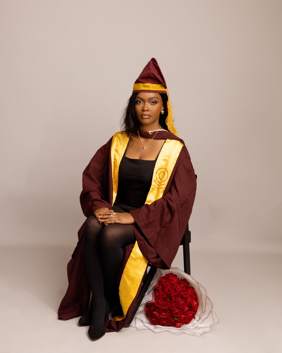 nkechiamanda_'s tweet photo. 4.32 CGPA, BSc Pharmacology, Therapeutics, and Toxicology. Thank you, Lord! 😌 

Unilag, I’ve escaped 😭 https://t.co/5O851Q5sIE