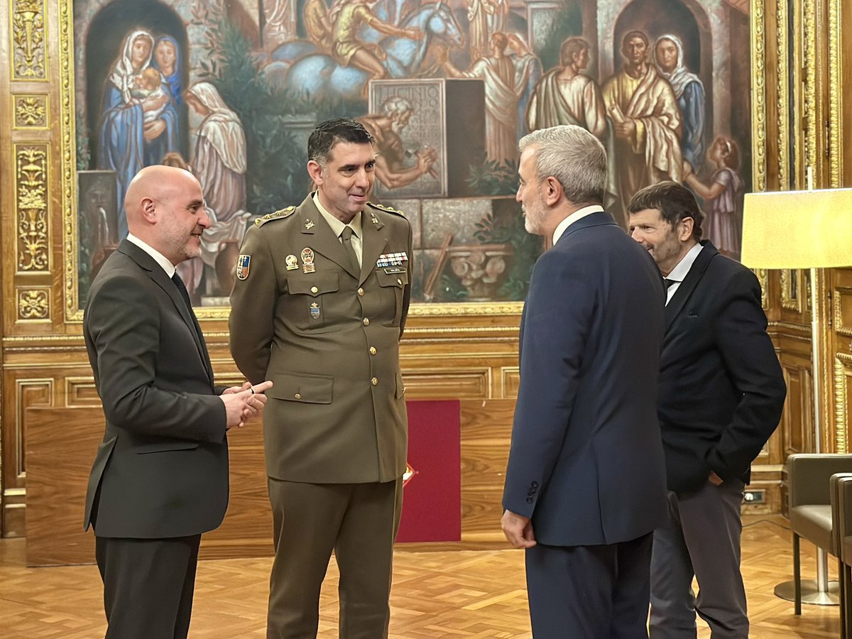 El Regiment ‘Barcelona 63’ ha demostrat un compromís, una professionalitat i una humanitat exemplars, tant al nostre país com en missions internacionals.

Heu portat amb orgull el nom de Barcelona, treballant pel servei públic i per la pau, i sou un reflex dels valors de