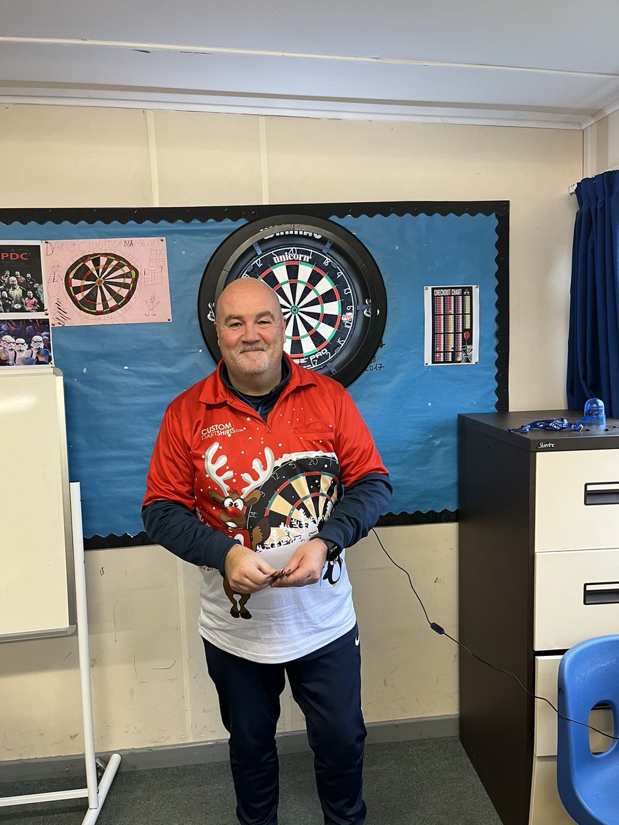 Mrs B Arnold tweet media