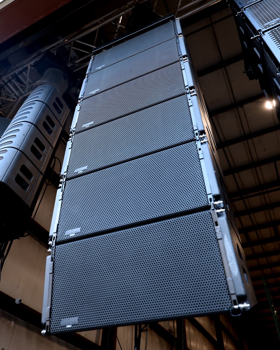 NTX210L offers medium-format performance in a compact and efficient-to-deploy system. Investing in NTX210L helps your business say yes to more projects and events.

Contact your sales representative today for more information: eaw.com/global-contact…