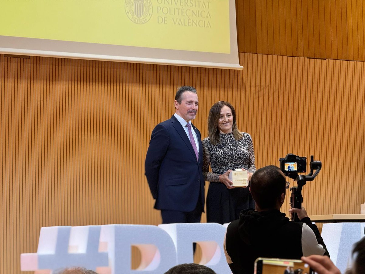 🎖️Premis d'Investigació UPV
Enhorabuena a Néstor Thomé, José Manuel Catalá, Vicente Boria, José Capmany y Valery Naranjo reconocidos hoy en UPV por su excelente  trayectoria  👏🏻👏🏻👏🏻