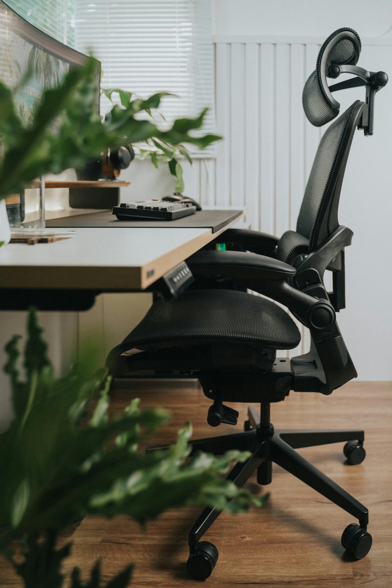 ActiveLifeDrops's tweet photo. Sitting for long hours? 🙇‍♂️
Our Mobility &amp; Comfort Aids like ergonomic supports and comfort cushions are here to help you stay comfortable and pain-free throughout the day.
Check out the options: https://t.co/InMe6mgU6Z
#Ergonomics #ComfortCare https://t.co/TXMm0wxEY8