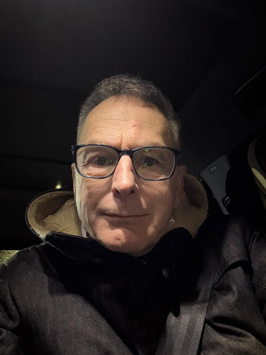 🚨 Unfassbar! Unser Bundestagskandidat Dietmar Link wurde beim Plakatieren von einem Radfahrer tätlich angegriffen und am Kopf verletzt. Solche Übergriffe sind inakzeptabel und haben keinen Platz in einem demokratischen Wahlkampf.