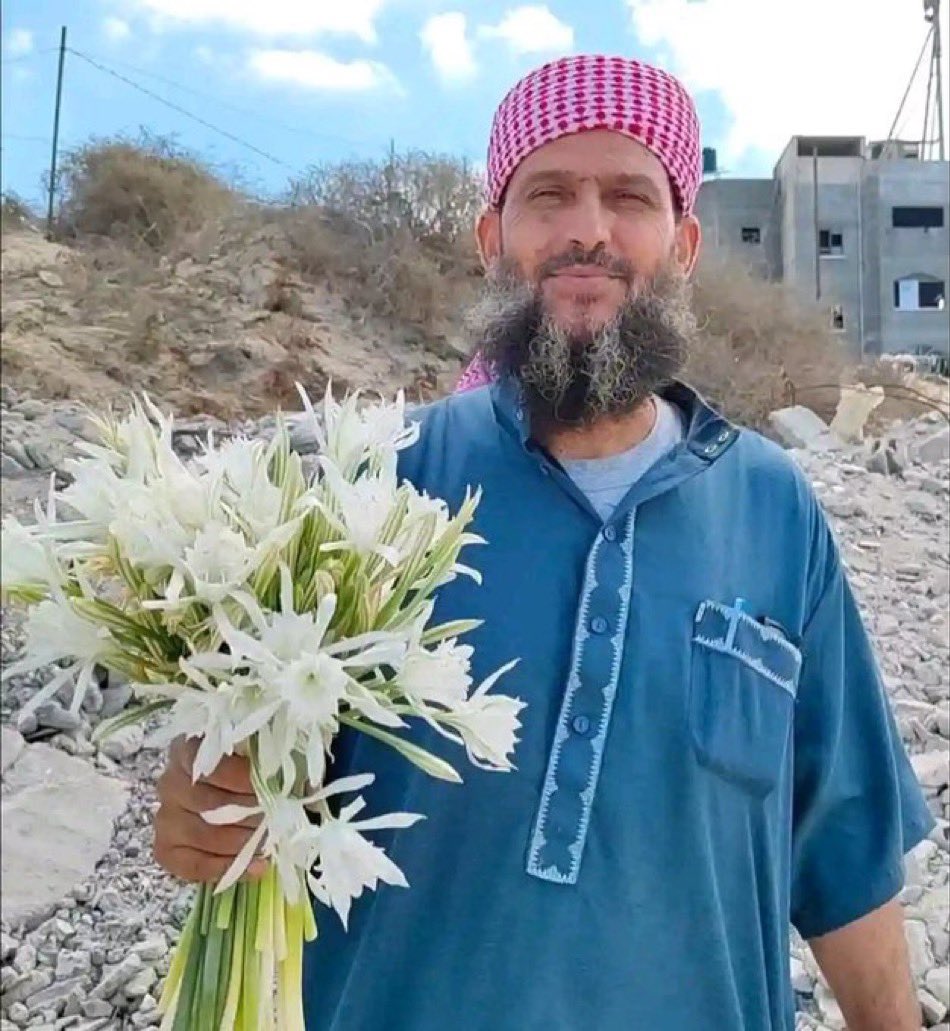 أعلن الاحتلال الإسرائيلي عن انسحابه بعد 467 يوما من غزة بعد تكبّدها خسائر فادحة نفذها المجاهدون في غزة. وأظهرت هذه الحرب الصمود الأسطوري للمقاومة والشعب الفلسطيني الصابر. رغم الحصار الخانق من الصديق قبل العدو. ولكن  الانسحاب جاء تحت وطأة الضربات المؤلمة للمجاهدين الفلسطينيين وليس