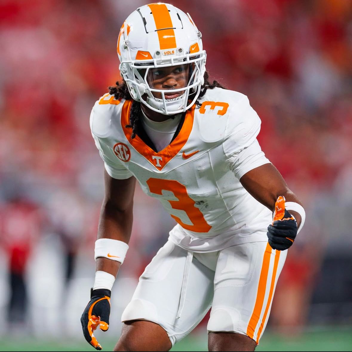BREAKING: Tennessee All-SEC defensive back Jermod McCoy will miss spring practice after tearing his ACL during an off-season training session at home in Texas, per Austin Price at VolQuest 

McCoy has already had surgery to repair his knee and is projected to return near the