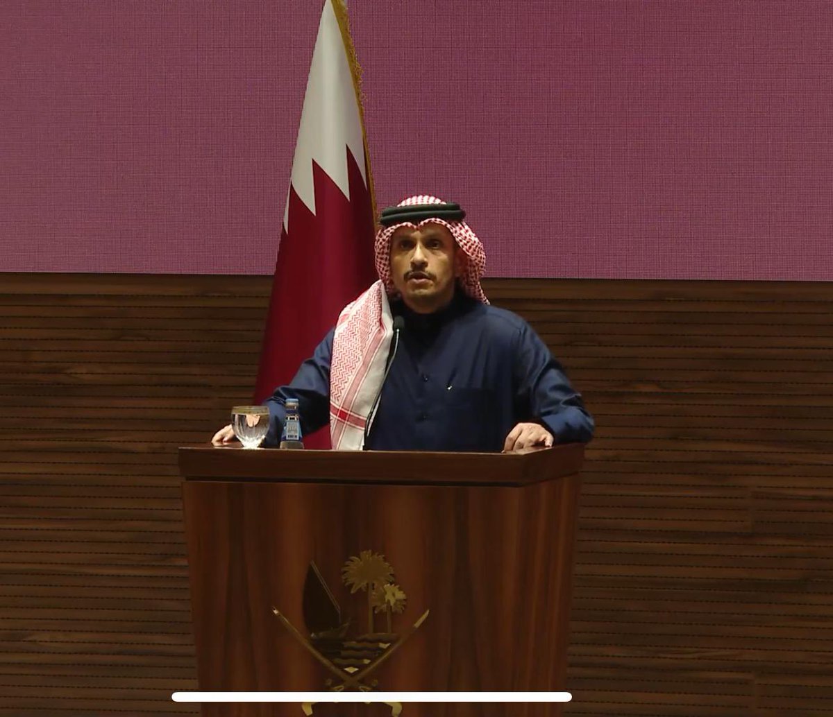 🇵🇸🇶🇦| معالي <a href="/MBA_AlThani_/">محمد بن عبدالرحمن</a>
رئيس مجلس الوزراء وزير الخارجية :

قطر 🇶🇦 لن تتخلى عن أهالي #غزة 🇵🇸

#غزه_تقاوم_وستنتصر_بأذن_الله 
#غزة_تنتصر | #نديب_قطر | #قطر 🇶🇦