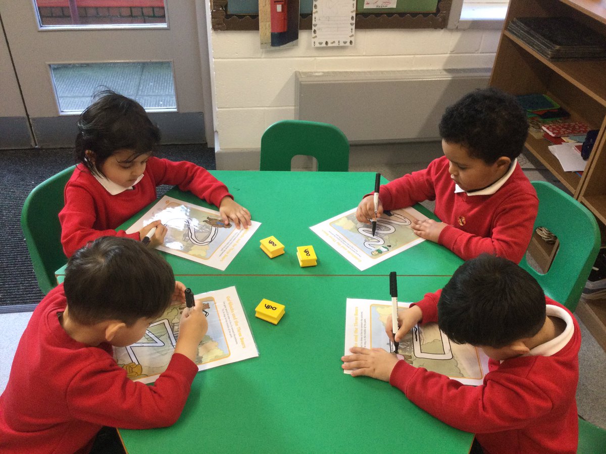LeighPrimary's tweet photo. Nursery children have shown wonderful pencil control whilst helping the Bears reach their cottage and following the path very carefully. #PD #finemotor #concentration #pencilcontrol https://t.co/0PgYN0PsUC