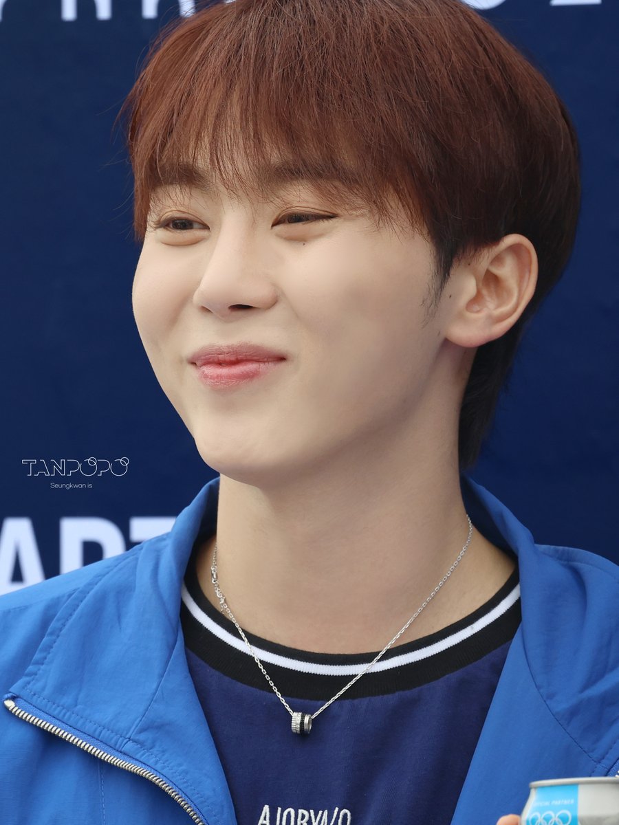 #한겨울의_민들레_승관아_생일축하해
#YeoBOOseyoDay

🍊

 #부승관 #승관 #세븐틴 #seventeen #SEUNGKWAN #スングァン #夫胜宽